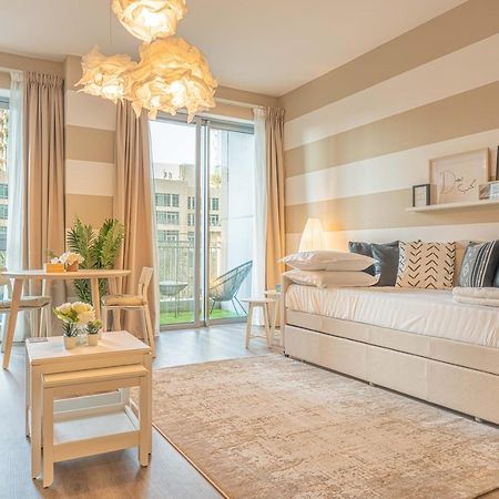 Apartament First Class Studio With Dubai Downtown Boulevard View Zewnętrze zdjęcie