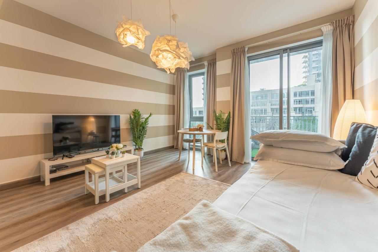 Apartament First Class Studio With Dubai Downtown Boulevard View Zewnętrze zdjęcie