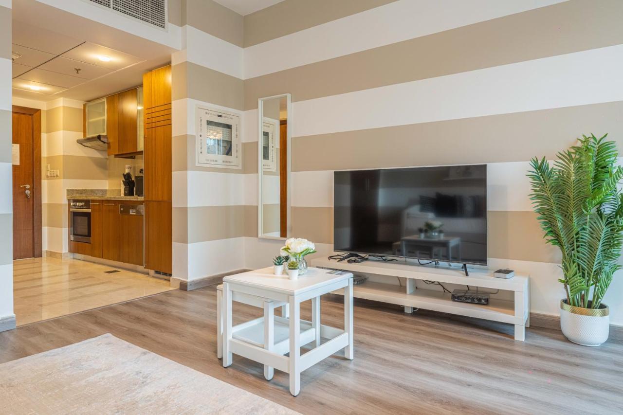 Apartament First Class Studio With Dubai Downtown Boulevard View Zewnętrze zdjęcie
